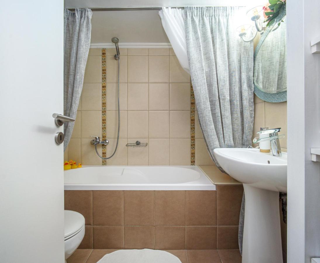 Luxury Apartments Zeas Piraeus Ngoại thất bức ảnh